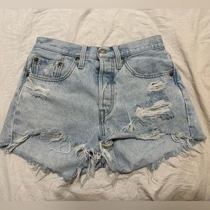 Levi shorts